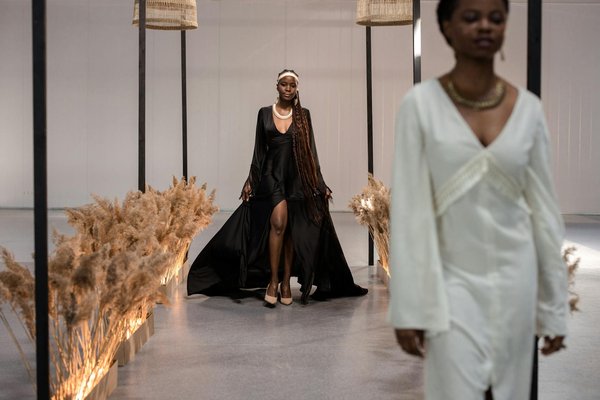 Comment les influenceurs révolutionnent la mode en ligne : Un nouveau paysage digital